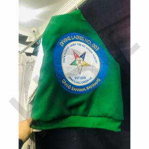 Chaqueta Universitaria Personalizada Verde y Blanca – Estilo Universitario Bordado de Primera Calidad - Product Image 2