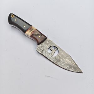 Couteau à lame fixe en acier Damas fait main, manche en bois et résine de qualité industrielle, pour camping, extérieur, fruits, personnalisable OEM - Product Image 1