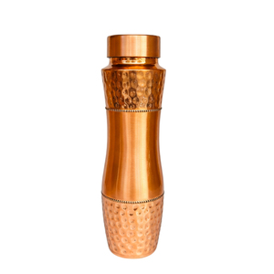 Botella de agua de cobre puro al por mayor, hecha a mano, diseño curvo medio martillado, sin uniones, a prueba de fugas, para la salud ayurvédica - Product Image 1