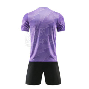 Uniforme de Fútbol de Manga Corta, Ligero y Duradero, Tejido de Malla de Poliéster Transpirable, Colores y Logotipo Personalizables para Máxima Comodidad - Product Image 2