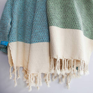 Couverture décorative en lin écologique jacquard diamanté tissé, bords à franges, design géométrique moderne, toutes saisons, vente en gros - Product Image 2