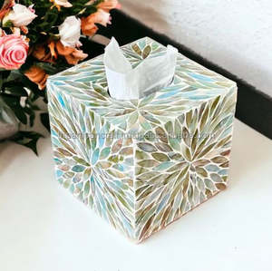 Boîte à mouchoirs luxueuse en nacre, artisanat de luxe fait main, décoration artisanale - Product Image 1