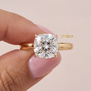 Anillo de Compromiso Solitario con Moissanita Corte Cojín de 2.65ct, Plata 925, Anillo Minimalista de Promesa para Boda y Fiesta - Product Image 1