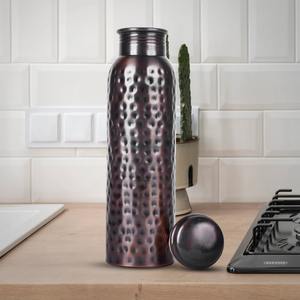 Bouteille d'eau réutilisable en cuivre pur martelé finition mate, style classique, écologique, par Antique Creations – Coffret cadeau premium pour la maison et le bureau - Product Image 1