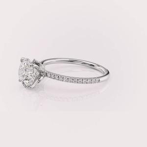 Bague solitaire en argent sterling 925 massif avec diamant de laboratoire, halo caché et bande pavée, plaqué rhodium, certifiée IGI - Product Image 4