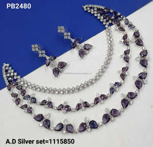 Tripel Layer Designs Américain Diamant Argent Plaqué Clouté Simple Collier Avec Délice Boucle D'oreille Ensemble De Bijoux Cadeaux Pour Les Femmes - Product Image 2