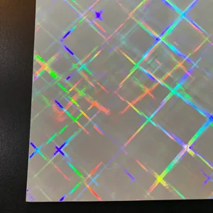 Rouleau de film holographique arc-en-ciel en vrac, feuille décorative réfléchissante haute brillance pour emballage, emballage cadeau, impression, artisanat, plastification - Product Image 3