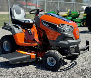 Tractor Cortacésped Husqvarna TS 248G en Oferta, Precio de Fábrica, Plataforma de Corte de 48 Pulgadas, Transmisión Hidrostática, a Gasolina - Product Image 3