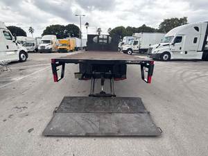 Tracteur routier diesel haute performance 6x4 avec cabine couchette pour le transport de marchandises sur long trajet, cabine diesel pour le transport de marchandises en vrac - Product Image 3