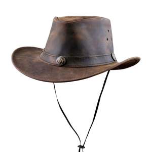 Chapeau de cowboy en cuir vieilli style rustique, type Outback, avec sangle de menton et bande ornée de conchos - Product Image 3