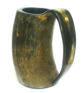 Jarra de Cuerno Estilo Vikingo de Alta Calidad para Beber Hidromiel, Cerveza y Cerveza Alemana, Accesorios para Fiestas de Reenactment Medieval, Disponible para la Venta - Product Image 1