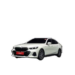 BMW Serie 5 520i Edición Especial 2024, 10,933 km, Volante a la Izquierda, Caja de Cambios Automática, Asientos de Cuero, Cámara Trasera - Product Image 1