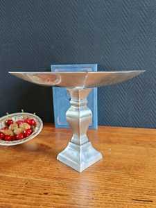 Modern Tabletop Metal <b>Cake</b> Display for Bakery Shops - Product Image 3