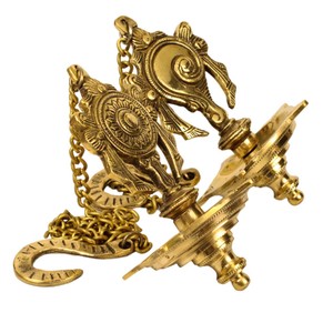 Lámpara de Aceite Decorativa de Pared, Estilo Diya, en Tono Dorado, Decoración Tradicional para el Hogar, Templo o Pooja - Product Image 3