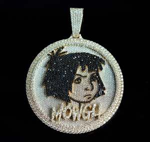 Colgante Personalizado de Dibujos Animados, Colgante de Personaje con Incrustaciones de Diamantes, Joyería Hip Hop, Colgante de Diamante Moissanita, Collar con Medallón Redondo 925 - Product Image 1