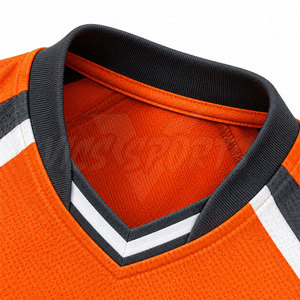 Camiseta de fútbol duradera, moderna y de primera calidad para clubes, escuelas y equipos. - Product Image 6