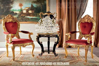 Ensemble de deux fauteuils de salon de style rococo baroque, en teck moderne, pour une ambiance luxueuse. Achetez un ensemble de deux fauteuils pour la maison.
