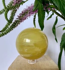 Sphère de cristal de calcite citronnée sculptée de qualité supérieure, pierre naturelle polie pour la guérison, décoration Feng Shui pour la maison, thème Amour, objet de collection artistique - Product Image 4