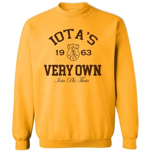 Sweat-shirt jaune à col rond pour homme Iota Phi Theta, coupe classique, imprimé avec inscription sur le devant, vêtement décontracté d'automne - Product Image 1