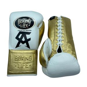 Guantes de Boxeo Profesionales No Boxing No Life - Guantes de Boxeo Profesionales de Cuero Premium en Azul Metálico y Dorado para Sparring y Trabajo con Saco de Boxeo - Product Image 1