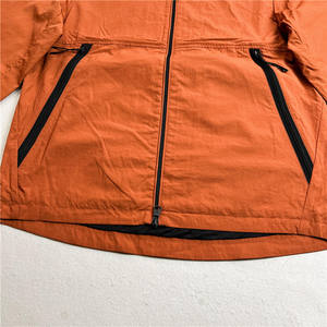 Vestes coupe-vent softshell fines personnalisées pour hommes, en tissu tissé, décontractées, enduites, pour l'extérieur - Product Image 5