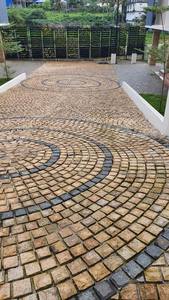 Dalles de pavé en grès sablé, finition rustique, pour marches d'entrée et terrasses extérieures – Dalles de grès sablé découpées sur mesure - Product Image 5