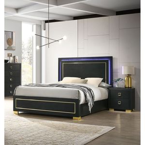 Set Camera da Letto in Stile Contemporaneo 3 Pezzi: Letto Queen Size e 2 Comodini con Gambe Dorate, Mobili in Legno Nero Imbottiti - Product Image 2