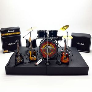 Guitarra y Batería en Miniatura de la Famosa Banda GnR |   Caja Exclusiva Gratuita para Figuras de Acción - Product Image 1