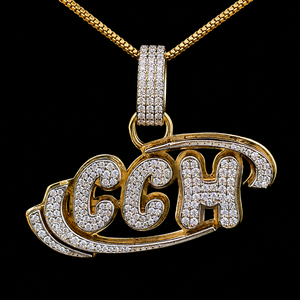 จี้ตัวอักษร CCH ดีไซน์เฉพาะตัว ชุบทอง 18K ประดับเพชรโมอิสซาไนต์เต็มเม็ด สไตล์ฮิปฮอป เครื่องประดับผู้ชาย ประดับเพชรแบบ Pave Setting ดีไซน์เก๋ - Product Image 1