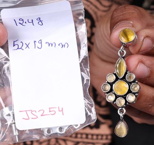 Envío Rápido, Pendientes Colgantes con Diseño de Flor de Ónix Plateado Oxidado |   Joyería de Moda Étnica India |   Proveedor Mayorista y Revendedor - Product Image 2