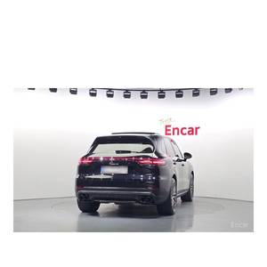 Porsche Cayenne 3.0 2024 con Caja de Cambios Automática, Volante a la Izquierda, Asientos de Cuero, Cámara Trasera, 67,113 km - Product Image 4