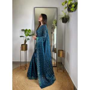 Designer Silk Saree with Embroidery <b>Sequins</b> Thread Work - Product Image 4