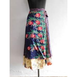Sari en soie imprimé floral fait à la main jupe longue Vintage 2 couches Magic Wrap réversible femmes robe jupe d'été colorée - Product Image 2
