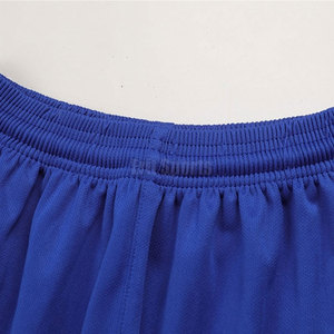 ชุดฟุตบอลที่ทำจากวัสดุซับเหงื่อ ออกแบบมาเพื่อช่วยให้นักเตะรู้สึกเย็นและแห้งขณะแข่งขันฟุตบอลอย่างหนัก - Product Image 6