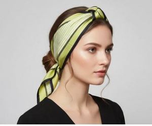 Foulard en soie imprimé marbre fait main pour cheveux et cou, 50x50cm, meilleur prix du marché, exportateur indien - Product Image 2