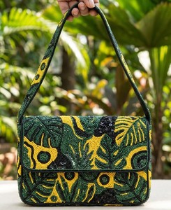 Bolso de hombro negro bordado con cuentas para mujer, con solapa de cuentas de semillas de insectos y hojas verdes, bolso cruzado para fiesta de verano, venta al por mayor - Product Image 2