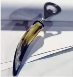 Abridor de Botellas Ejecutivo de Cuerno de Búfalo, Diseño Metálico Duradero, Abridor de Botellas de Cuerno de Estilo Clásico para Uso Diario - Product Image 1