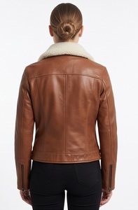 Chaqueta de Motociclista de Cuero Genuino para Mujer al por Mayor con Cuello Desmontable, Cremallera, Cortavientos, Calefactable y Ecológica para Invierno - Product Image 5