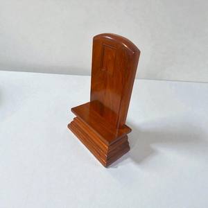 Placas conmemorativas ancestrales que se pueden grabar con inscripciones personalizadas en madera aromática. - Product Image 5