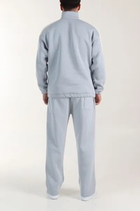 Conjunto Deportivo EVER GLOW Ecológico y Transpirable de Camiseta y Pantalones Cortos 2 en 1 de Nailon/Algodón de Secado Rápido para Hombre, con Logotipo Frontal - Product Image 2