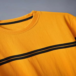 T-shirt pour homme personnalisé en gros, nouveau modèle, décontracté, polyvalent, tendance, blanc, haut pour homme à manches courtes - Product Image 3