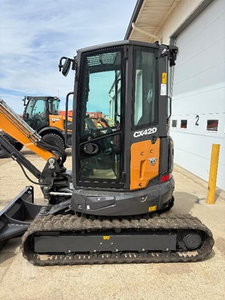 Miniexcavadora Kubota CX42D Negra, Excavadora Compacta para Construcción y Jardinería - Product Image 3