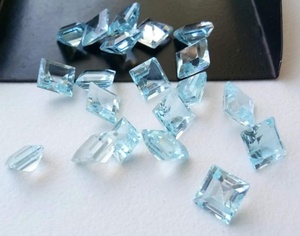 Topacio azul cielo natural de calidad, gema facetada cuadrada, piedra suelta al por mayor para la fabricación de joyas. - Product Image 2