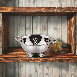 Passoire décorative en acier inoxydable au design ananas Bol à passoire profond durable pour les tâches quotidiennes de la cuisine - Product Image 1