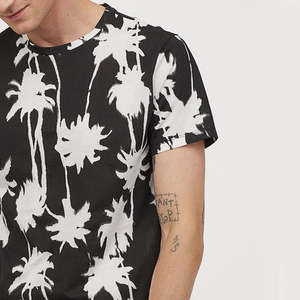 Camiseta de secado rápido para hombre, ligera, con control de humedad, adecuada para gráficos personalizados y ropa deportiva. - Product Image 5