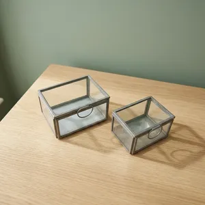 Boîte à bijoux en fer et verre au design artisanal, finition grise, boîte à bijoux décorative, organisateur, rangement pour table de toilette - Product Image 4