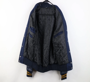 Veste universitaire pour homme Fire Athlete Industry, bleu marine, manches en cuir PU, logo brodé, col rabattu, style décontracté - Product Image 6