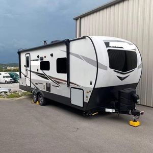 Caravane de camping aventure conçue pour les amateurs de plein air avec une suspension robuste, un couchage confortable et une cuisine bien équipée - Product Image 2