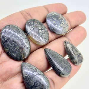 Pyrite naturelle de qualité supérieure, formes et tailles variées, lot en vrac de pierres précieuses pour la fabrication de bijoux en laiton, bijoux faits à la main, vente en gros - Product Image 1