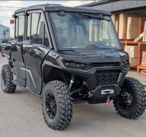 Can-Am Maverick X3 UTV de Tamaño Completo, Negro, 4 Plazas, Vehículo Todoterreno, Nuevo - Product Image 1